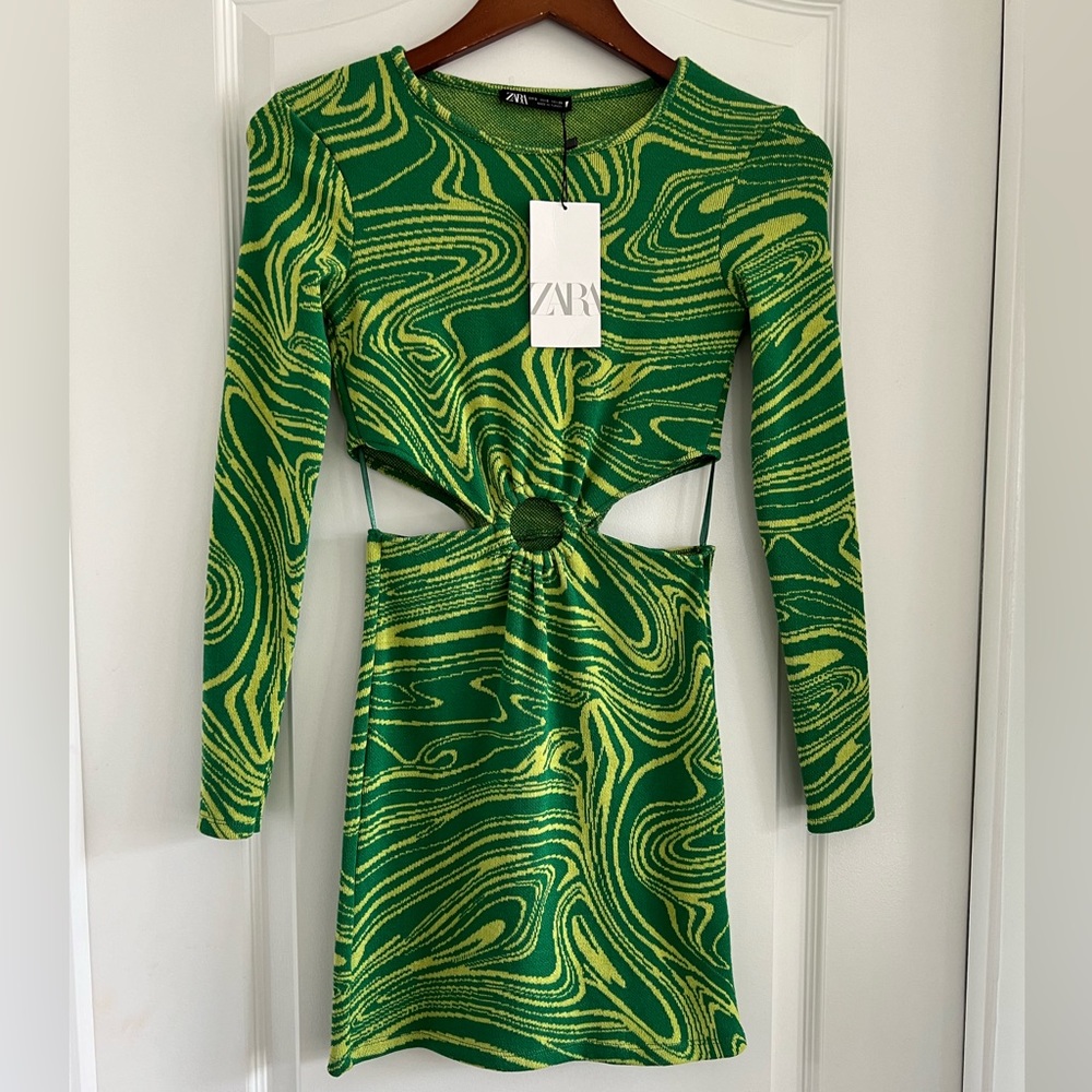Zara NWT Psychedelic Swirl Cutout Dress